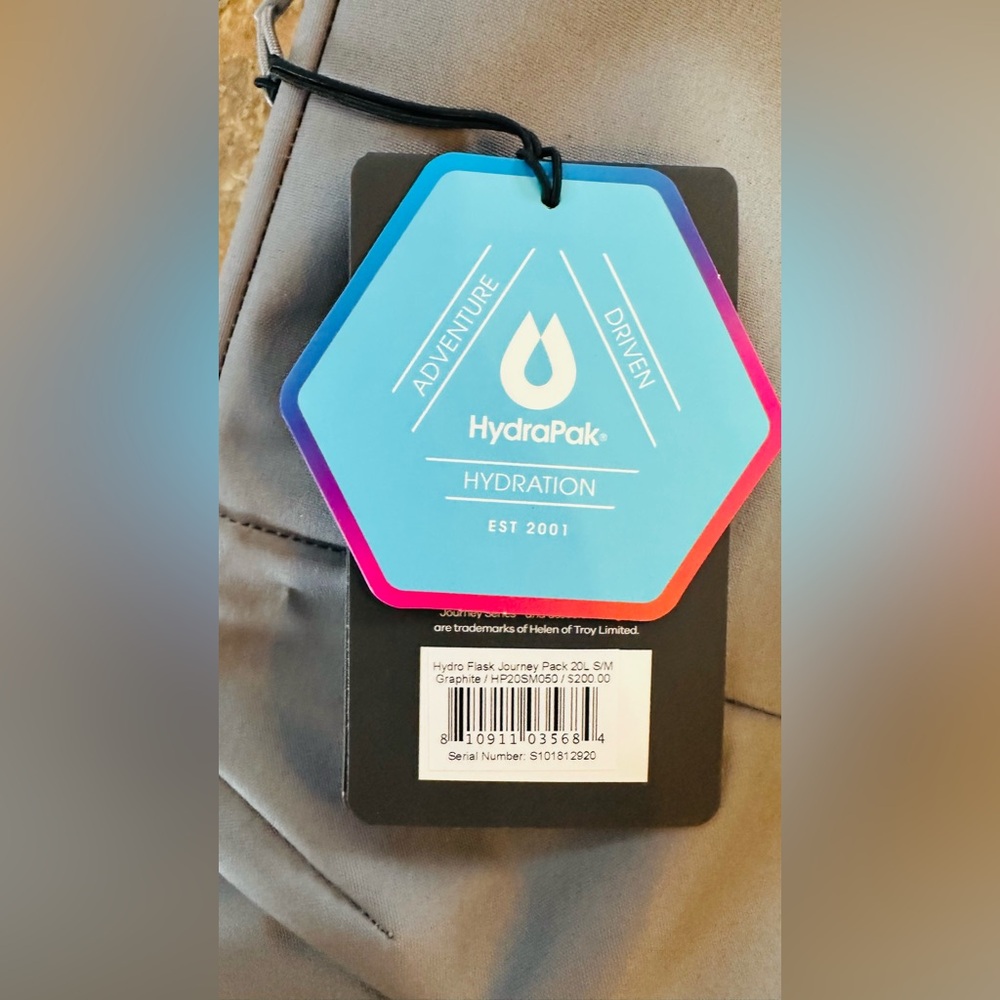 HYDRO FLASK Journey Series Hydration Backpack 20 liter Gray S/M - Picture 3 of 7